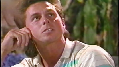 با لوله پورنو فیلم و LM 1986